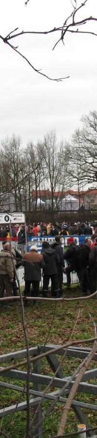 HOOGEREIDE LA FOULE